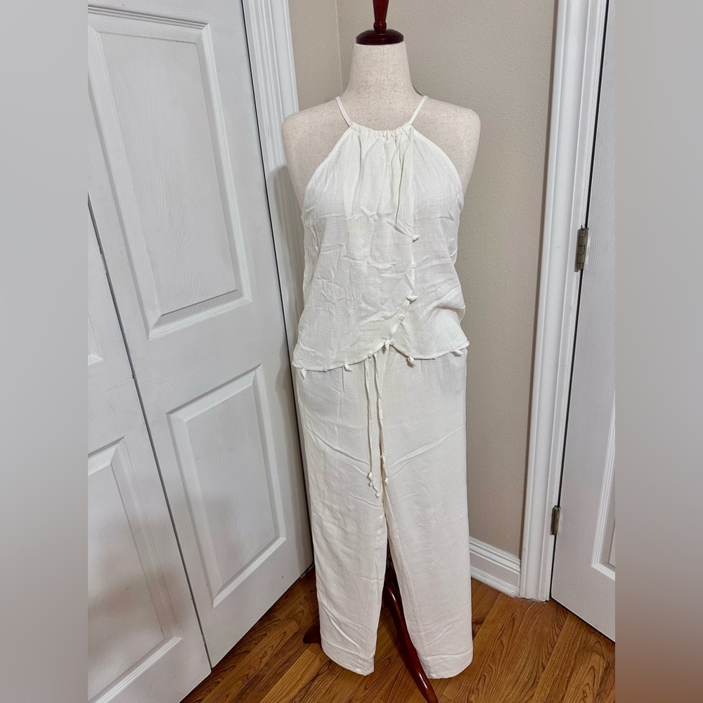 NWT 2 piece creme linen slip on wide leg slacks and top
 By Joie Women’s sz M